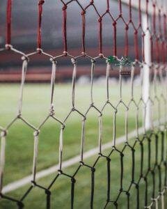 شبوك ملاعب 16